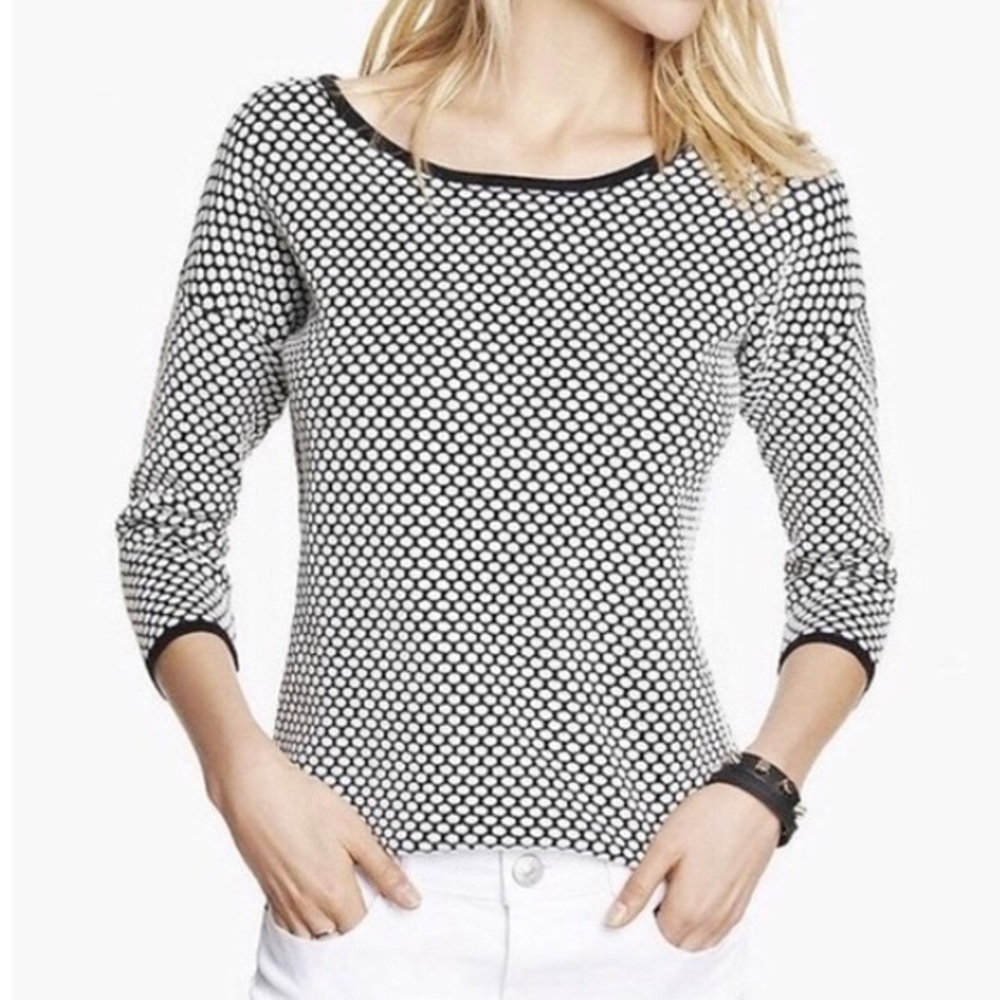 3/$25 👑 Express sweater size XS black white polka dot
